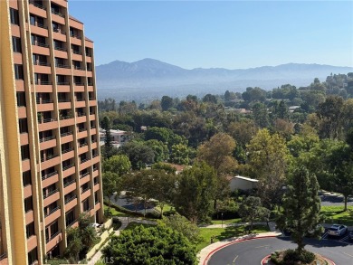 Welcome to this charming 9th-floor 1-bedroom retreat at The on Leisure Village Par 3 Golf Course in California - for sale on GolfHomes.com, golf home, golf lot