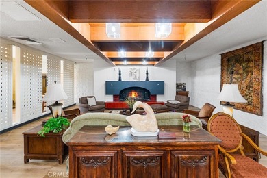 Welcome to this charming 9th-floor 1-bedroom retreat at The on Leisure Village Par 3 Golf Course in California - for sale on GolfHomes.com, golf home, golf lot