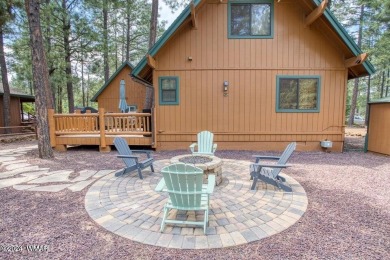 Located in Pinetop Lakes Mtn Homes, with Recreation Center on Pinetop Lakes Golf and Country Club in Arizona - for sale on GolfHomes.com, golf home, golf lot