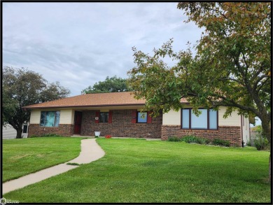 Golf & nature at your doorstep! Discover this charming two on Crestwood Hills Golf Course in Iowa - for sale on GolfHomes.com, golf home, golf lot