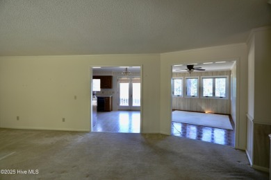 LOOKING FOR A GOLF FRONT LOCATION & EASY ACCESS TO THE COURSE? on Hyland Golf Club in North Carolina - for sale on GolfHomes.com, golf home, golf lot