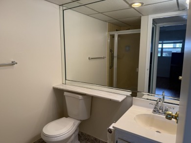 Welcome to this beautiful freshly painted 2-bedroom, 2-bath on Kings Point Golf - Executive in Florida - for sale on GolfHomes.com, golf home, golf lot