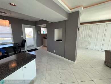 Price Reduced! SIZE matters!  High ceilings - open floor plan on Boca Pointe Country Club in Florida - for sale on GolfHomes.com, golf home, golf lot