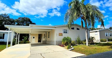 Stunning 3 bedroom 3 bath homewith unique double master on Zephyrhills Municipal Golf Course in Florida - for sale on GolfHomes.com, golf home, golf lot