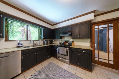 Dive Into Comfort on Lee Street!  Welcome to 2244 Lee Street in on Batesville Country Club in Arkansas - for sale on GolfHomes.com, golf home, golf lot