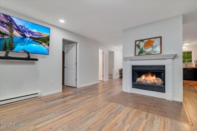 Fully remodeled 4-Bedroom Home in Tanglwood Lakes with Lake on Paupack Hills Golf and Country Club in Pennsylvania - for sale on GolfHomes.com, golf home, golf lot