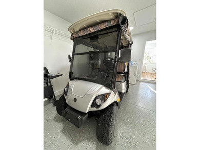 Welcome home to this tastefully upgraded 2 bedroom, 2 bathroom on Chula Vista Executive Golf Course in Florida - for sale on GolfHomes.com, golf home, golf lot