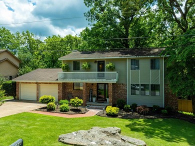 Dive Into Comfort on Lee Street!  Welcome to 2244 Lee Street in on Batesville Country Club in Arkansas - for sale on GolfHomes.com, golf home, golf lot