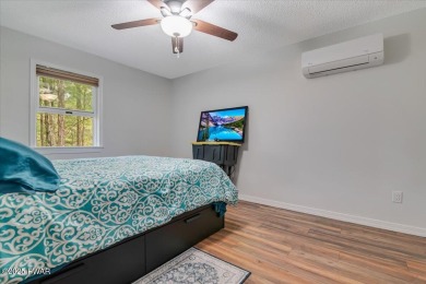 Fully remodeled 4-Bedroom Home in Tanglwood Lakes with Lake on Paupack Hills Golf and Country Club in Pennsylvania - for sale on GolfHomes.com, golf home, golf lot