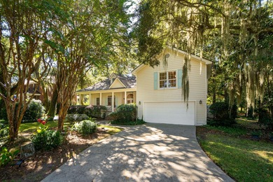 Peaceful lot on a cul de sac in the prestigious gated community on Kiawah Island Resort - Oak Point in South Carolina - for sale on GolfHomes.com, golf home, golf lot