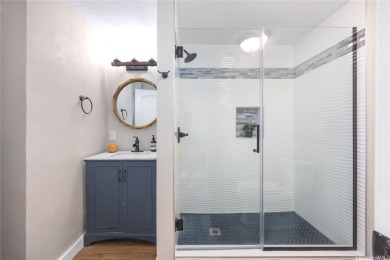 One of a kind Home in Kalama Valley, this spacious 4-bedroom on Hawaii Kai Golf Course  in Hawaii - for sale on GolfHomes.com, golf home, golf lot