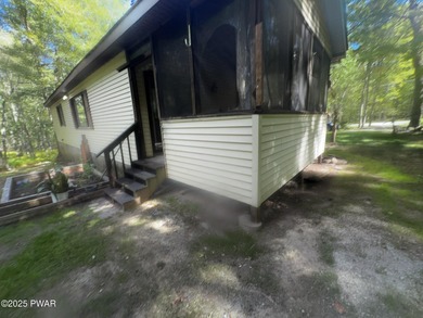 Welcome to this inviting ranch-style home within the highly on Forest Lake Club in Pennsylvania - for sale on GolfHomes.com, golf home, golf lot