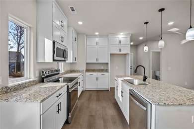 Modern new construction in Bella Vista with stunning on Bella Vista Country Club - Berksdale in Arkansas - for sale on GolfHomes.com, golf home, golf lot