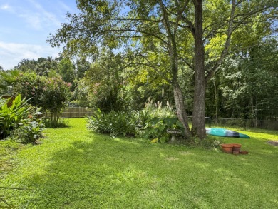 Located in the desirable Pembroke section of Crowfield on Crowfield Golf and Country Club in South Carolina - for sale on GolfHomes.com, golf home, golf lot