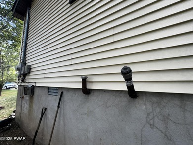 Welcome to this inviting ranch-style home within the highly on Forest Lake Club in Pennsylvania - for sale on GolfHomes.com, golf home, golf lot