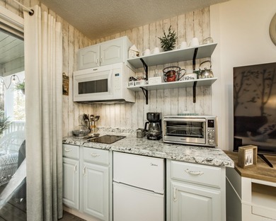 Successful Short Term Rental, Setup as a turn Key Studio ready on Mountain Ranch Golf Club in Arkansas - for sale on GolfHomes.com, golf home, golf lot