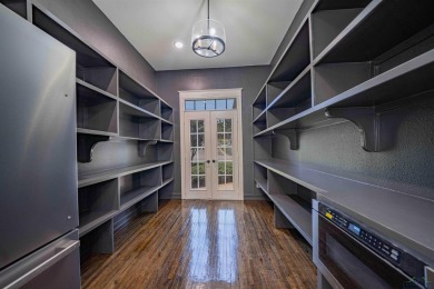 Beautifully Remodeled Home on Crossing Creeks Golf Course! on The Challenge at Oak Forest in Texas - for sale on GolfHomes.com, golf home, golf lot