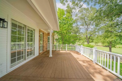 Beautifully Remodeled Home on Crossing Creeks Golf Course! on The Challenge at Oak Forest in Texas - for sale on GolfHomes.com, golf home, golf lot