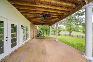 Beautifully Remodeled Home on Crossing Creeks Golf Course! on The Challenge at Oak Forest in Texas - for sale on GolfHomes.com, golf home, golf lot