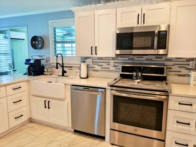 I dare you to take a look at this Palm Harbor 1,512' sq ft, 2 on Southport Springs Golf Club in Florida - for sale on GolfHomes.com, golf home, golf lot