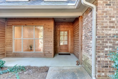 SEE AGENT REMARKS!Annandale, one of Madison's most timeless and on Annandale Golf Club in Mississippi - for sale on GolfHomes.com, golf home, golf lot
