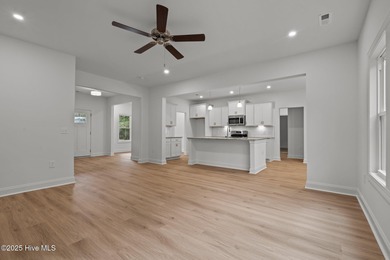 The seller is offering $15,000 to use as you choose. The on Woodlake Country Club in North Carolina - for sale on GolfHomes.com, golf home, golf lot