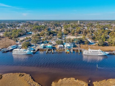 Don't miss this beautiful 2-bedroom, 2-bath end-unit condo in on The Valley At Eastport in South Carolina - for sale on GolfHomes.com, golf home, golf lot
