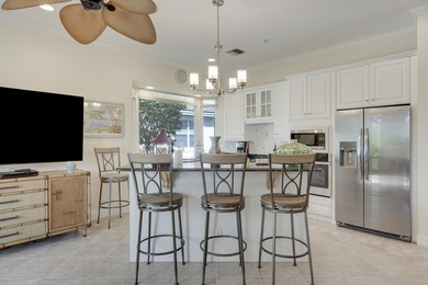 Enjoy the golf club community lifestyle in this beautifully on Hobe Sound Golf Club in Florida - for sale on GolfHomes.com, golf home, golf lot