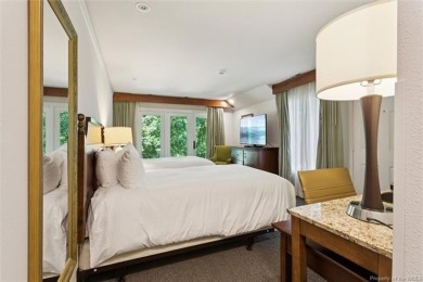 NEWLY RENOVATED! Step inside this charming 3-bedroom, 3-bath on Kingsmill Resort and Golf Club in Virginia - for sale on GolfHomes.com, golf home, golf lot
