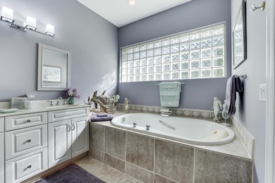 This is YOUR chance to live in a coveted Florida golf community on Hobe Sound Golf Club in Florida - for sale on GolfHomes.com, golf home, golf lot