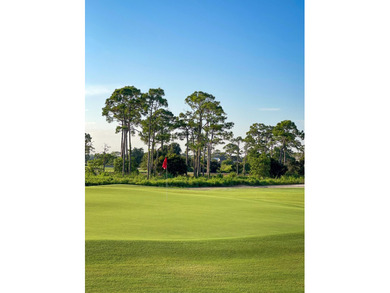 Enjoy the golf club community lifestyle in this beautifully on Hobe Sound Golf Club in Florida - for sale on GolfHomes.com, golf home, golf lot