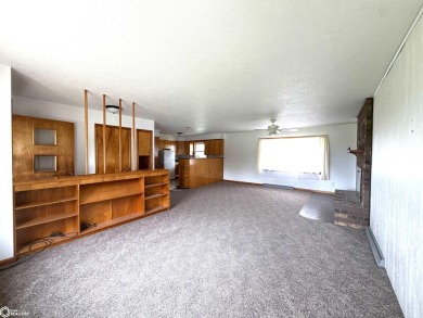 Charming  Affordable 3-Bedroom Home in North English, IA! Don't on Knoll Ridge Country Club in Iowa - for sale on GolfHomes.com, golf home, golf lot