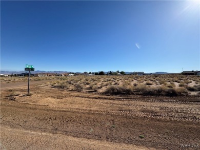Enjoy the quite and serine desert living when you build the home on Valle Vista Golf Course in Arizona - for sale on GolfHomes.com, golf home, golf lot
