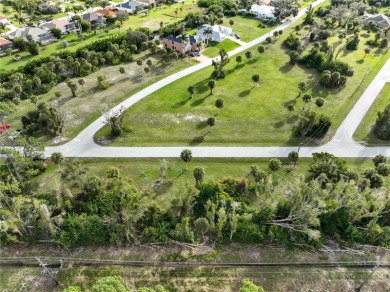 11,000 sq. ft. residential building lot located in the deed on Rotonda Golf and Country Club The Links Course in Florida - for sale on GolfHomes.com, golf home, golf lot