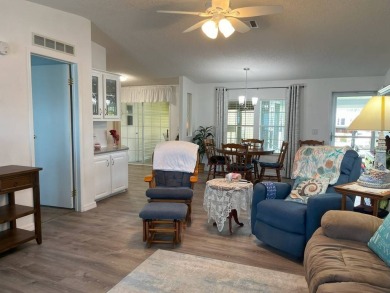 Beautifully Maintained Home offers an Inviting and Spacious on Four Lakes Golf Club in Florida - for sale on GolfHomes.com, golf home, golf lot