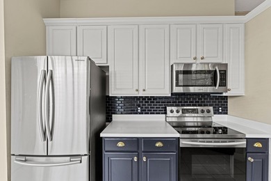 BRAND NEW 2025 AC, WATER HEATER, WASHER/DRYER, EXTERIOR PAINT & on  in Florida - for sale on GolfHomes.com, golf home, golf lot