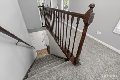 Charming Upper-Floor Townhouse with Golf Course Views! Welcome on Fox Run Golf Links in Illinois - for sale on GolfHomes.com, golf home, golf lot