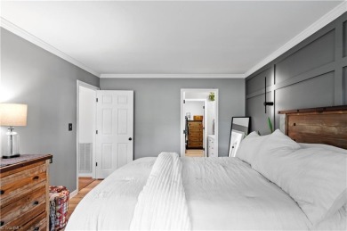 Welcome to this beautifully maintained home nestled in the on Lake Louise Golf Club in North Carolina - for sale on GolfHomes.com, golf home, golf lot
