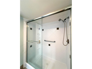 Welcome to this exquisitely updated 3-bedroom, 2-bath top-floor on Feather Sound Country Club in Florida - for sale on GolfHomes.com, golf home, golf lot