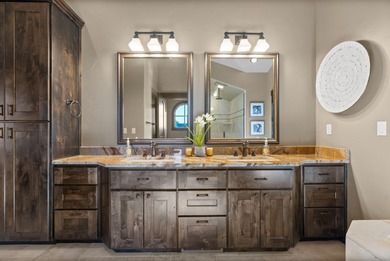 Assumable Loan @ 2.75%. This Sun Forest-built home is perfectly on The Club At Pronghorn Golf Course in Oregon - for sale on GolfHomes.com, golf home, golf lot