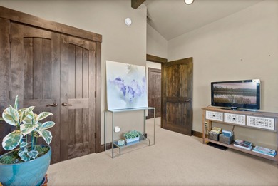 Assumable Loan @ 2.75%. This Sun Forest-built home is perfectly on The Club At Pronghorn Golf Course in Oregon - for sale on GolfHomes.com, golf home, golf lot
