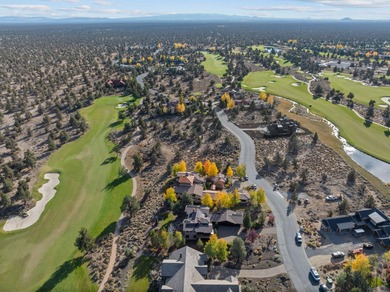 Assumable Loan @ 2.75%. This Sun Forest-built home is perfectly on The Club At Pronghorn Golf Course in Oregon - for sale on GolfHomes.com, golf home, golf lot
