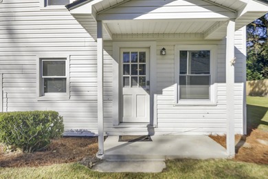 Wonderfully located duplex in the Woodland Shores/Riverland on Charleston Municipal Golf Course in South Carolina - for sale on GolfHomes.com, golf home, golf lot