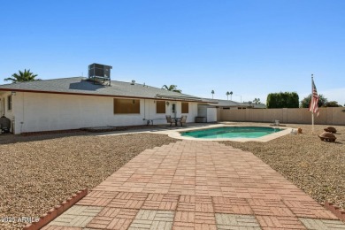 Discover this charming 3-bedroom (all generously sized) on Sun City Lakes West and East in Arizona - for sale on GolfHomes.com, golf home, golf lot