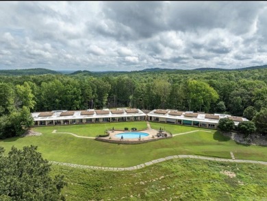 Welcome to your dream home! This stunning 3-bedroom, 2-bathroom on Belvedere Golf Club in Arkansas - for sale on GolfHomes.com, golf home, golf lot