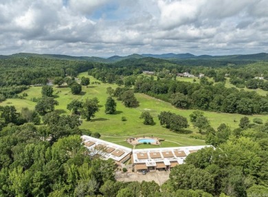 Welcome to your dream home! This stunning 3-bedroom, 2-bathroom on Belvedere Golf Club in Arkansas - for sale on GolfHomes.com, golf home, golf lot