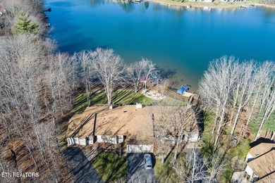 Looking for a peaceful lakefront home in a resort community? on Druid Hills Golf Club in Tennessee - for sale on GolfHomes.com, golf home, golf lot