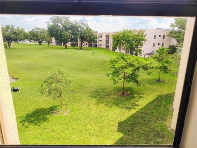 Beautiful 1-bedroom, 1-bath condo in a desirable 55+ community! on Sunrise Lakes Phase III in Florida - for sale on GolfHomes.com, golf home, golf lot