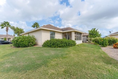 Charming casita located on a cul-de-sac. This 2 bedroom 2 bath on South Padre Island Golf Club in Texas - for sale on GolfHomes.com, golf home, golf lot