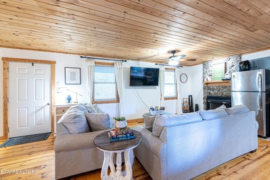 Charming Cabin in Laurel Valley Community - Ideal for Investment on Laurel Valley Golf Course in Tennessee - for sale on GolfHomes.com, golf home, golf lot